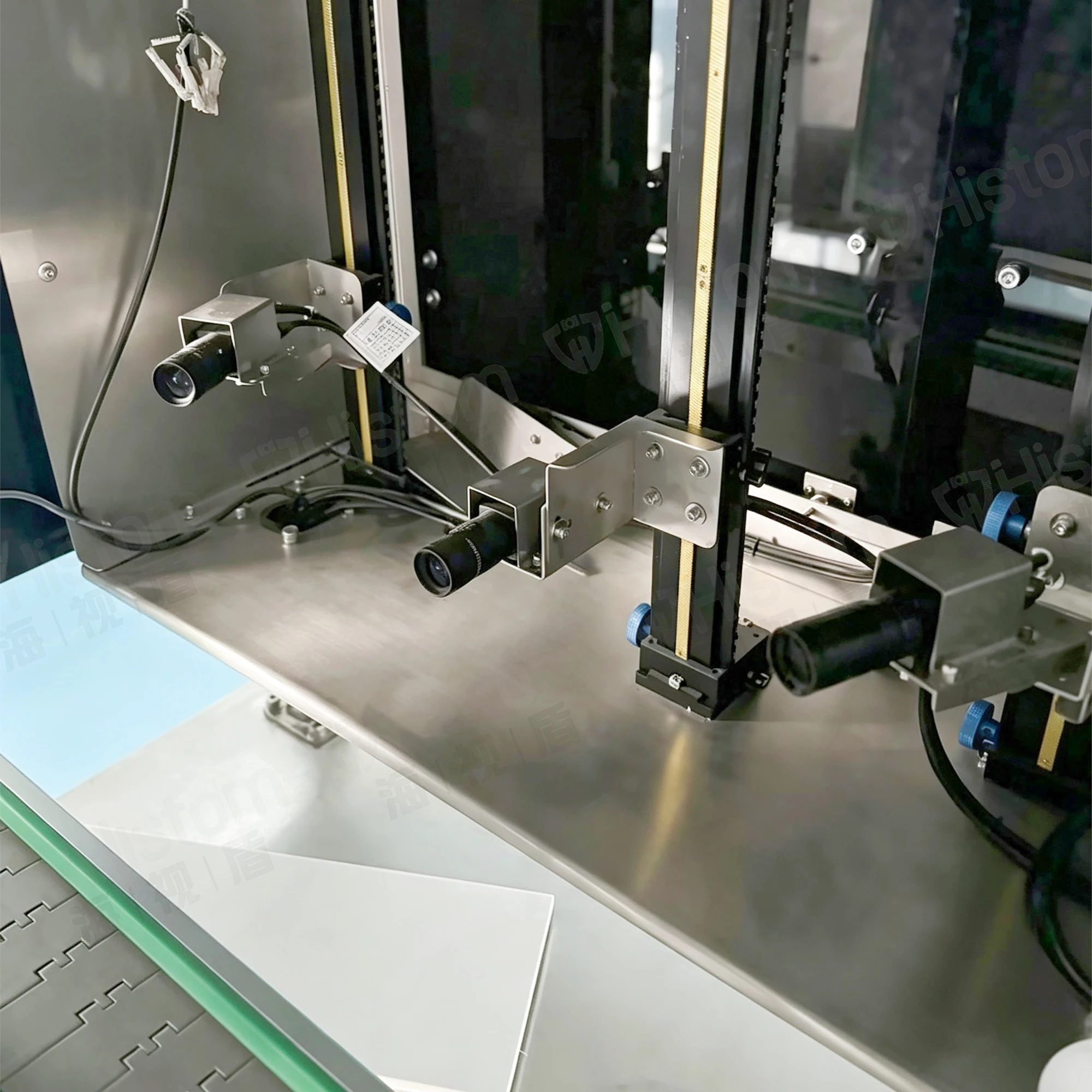 High Crooked Cap Liquid Level Detection