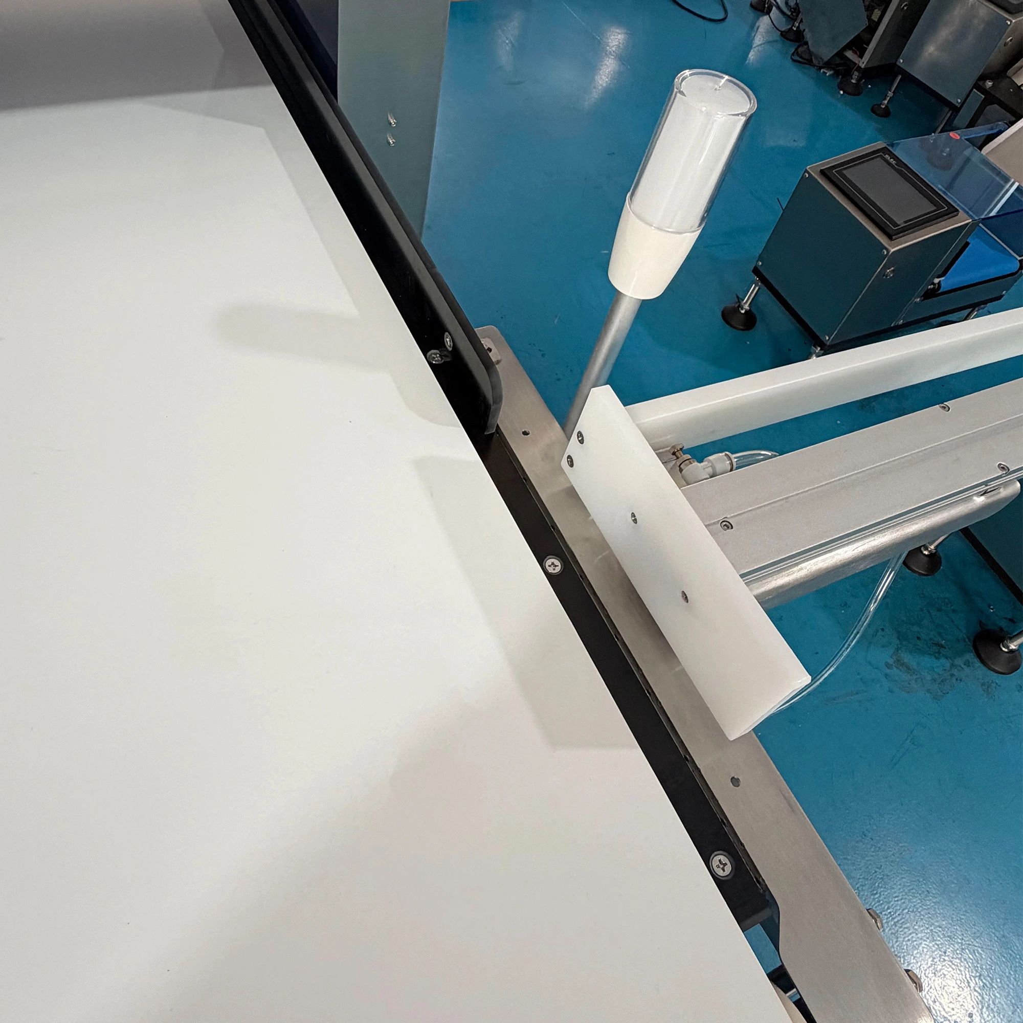 Metal Detector for Packaged Food