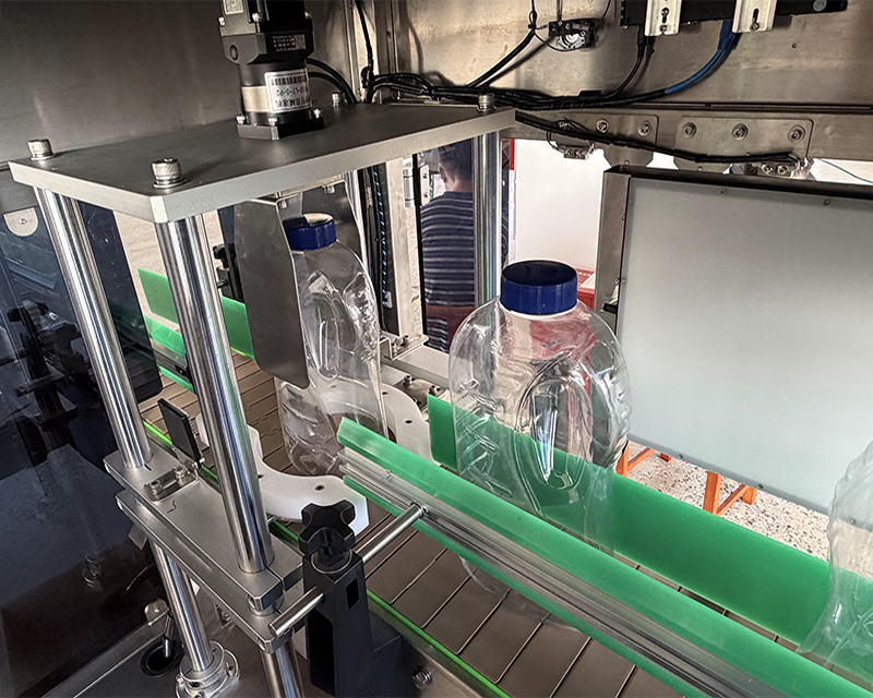What Is a Bottle Orienting Machine?